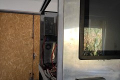 monitor-és-ügyfélkiszolgáló-egység-behelyezés-próba